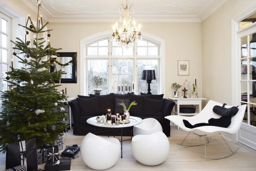 Jul i svart og hvitt
Jul i svart og hvitt
